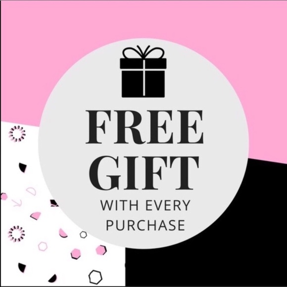 Lovely Dainty Sterling Silver 925s 3-D Flower Cherry Blossom Details Studs - Picture 9 of 14